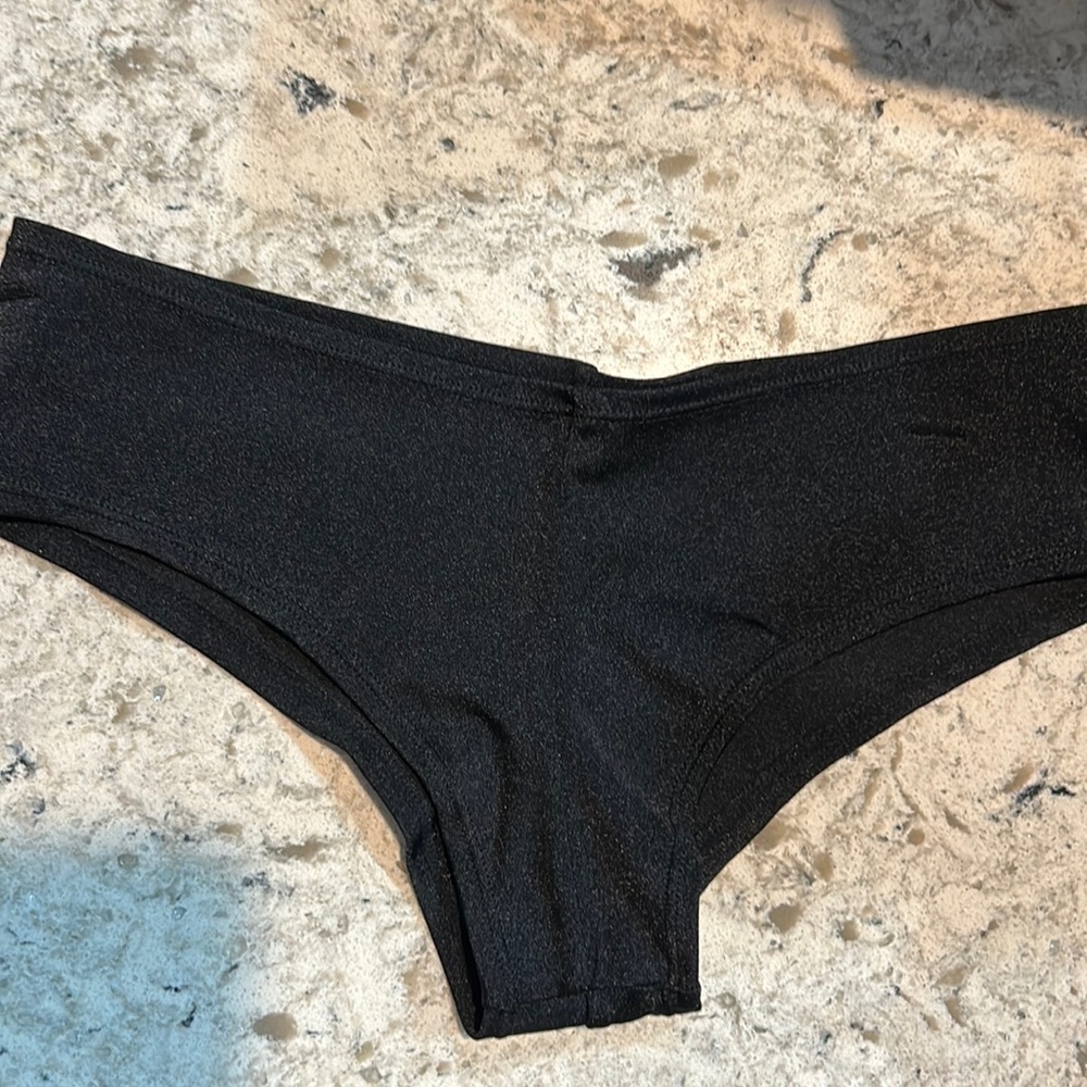 Black bottoms panties